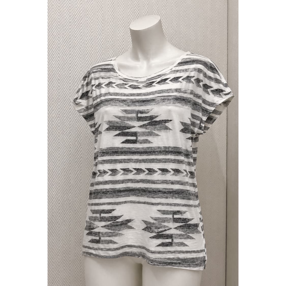 에스닉 패턴 루즈 티셔츠 상품이미지3