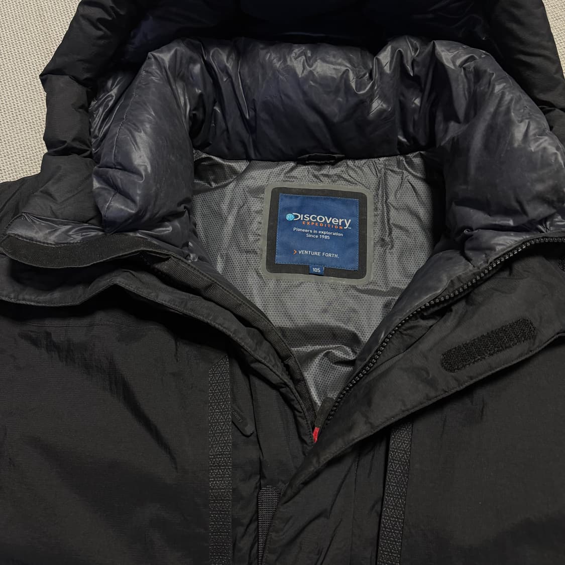 디스커버리 익스페디션 블랙 다운 패딩 800 상품이미지4