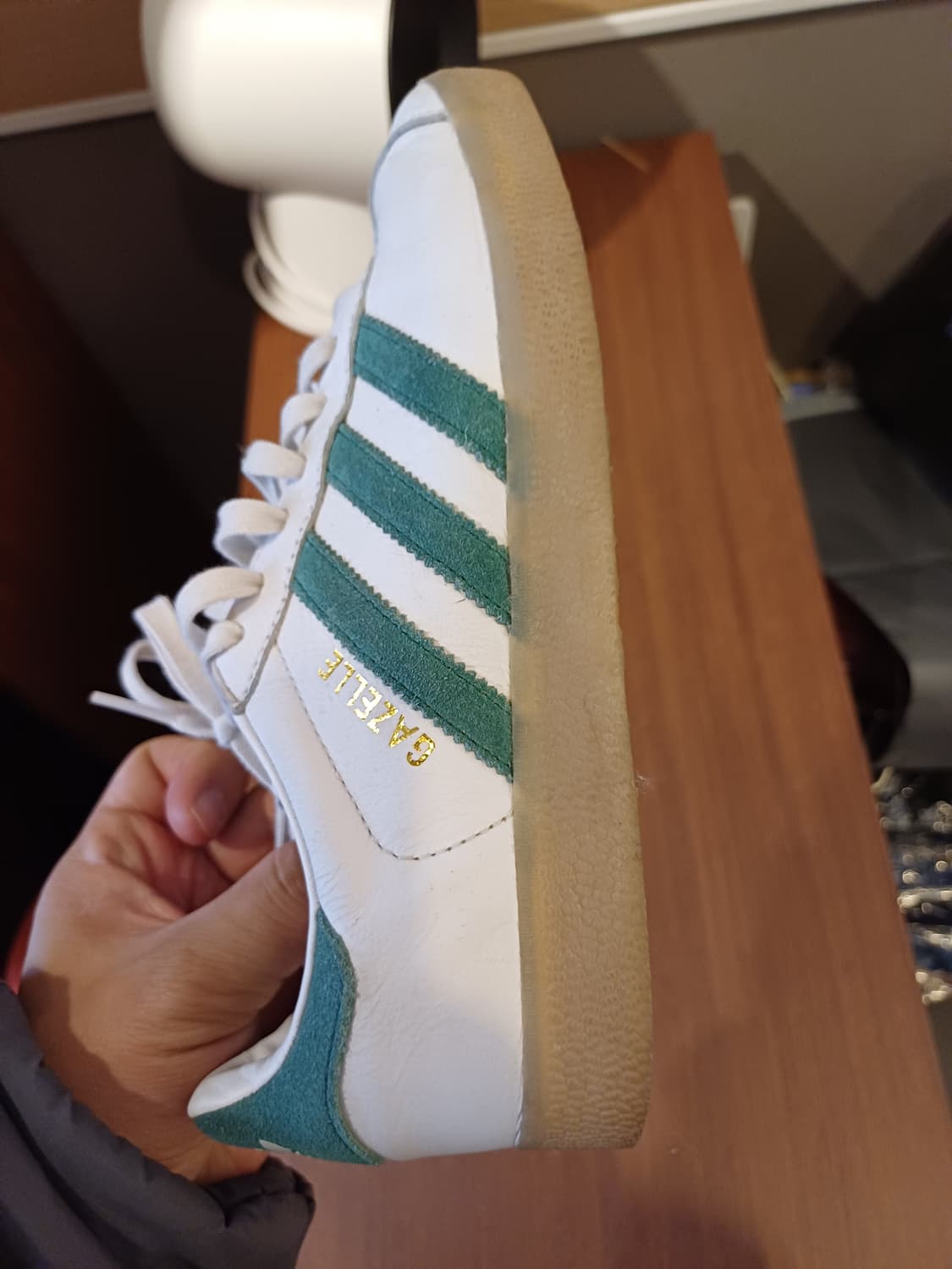 아디다스 오리지널 여성 가젤 225사이즈  상품이미지4