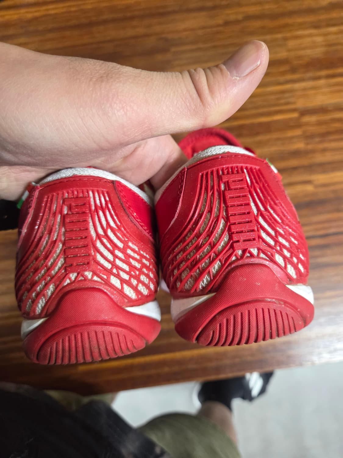 푸마 페라리 빈티지 어센틱 스니커즈 250 상품이미지4