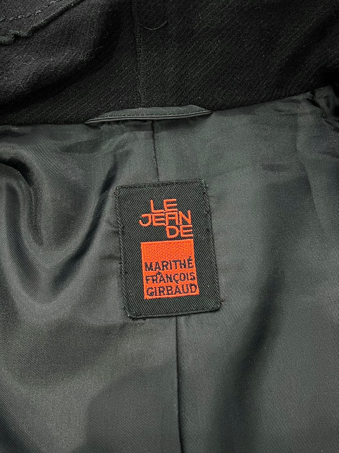 마리떼 프랑소와 저버 어반 케이프 블랙 울 코르셋 코트 상품이미지8