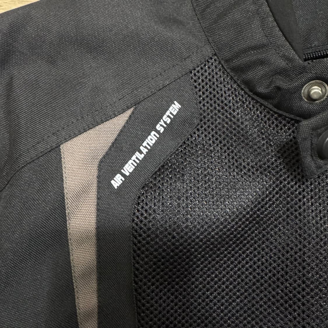 컨쿼 코듀라 바이커 자켓 상품이미지4