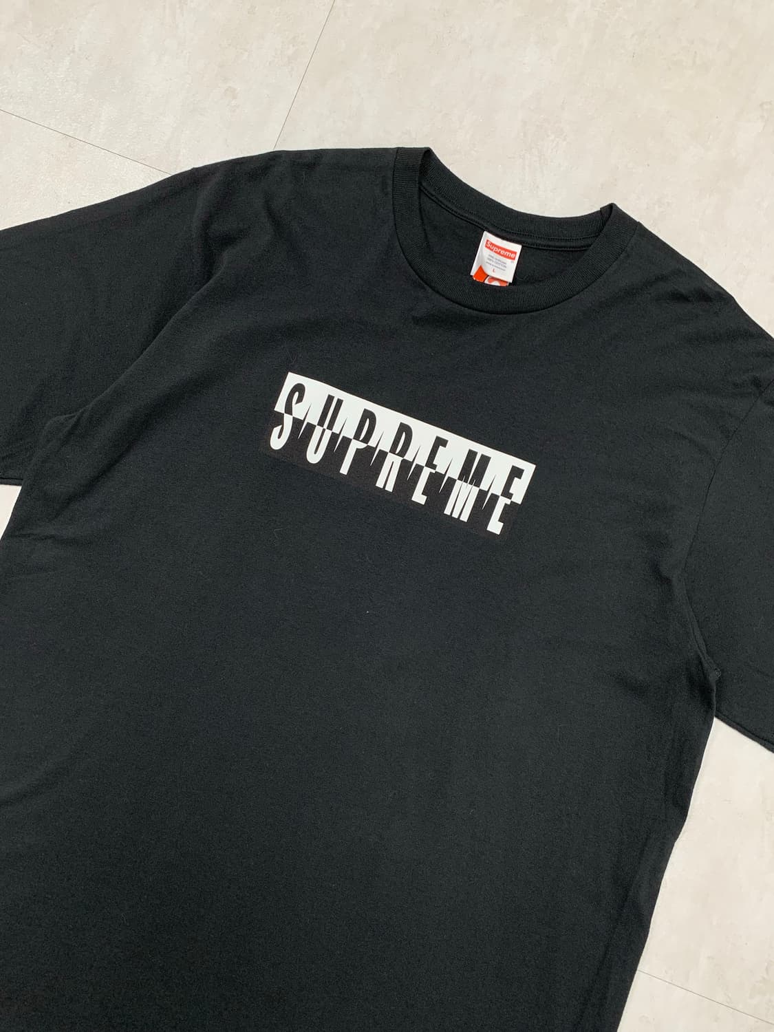 슈프림 스플릿 티셔츠 블랙 #589 상품이미지2