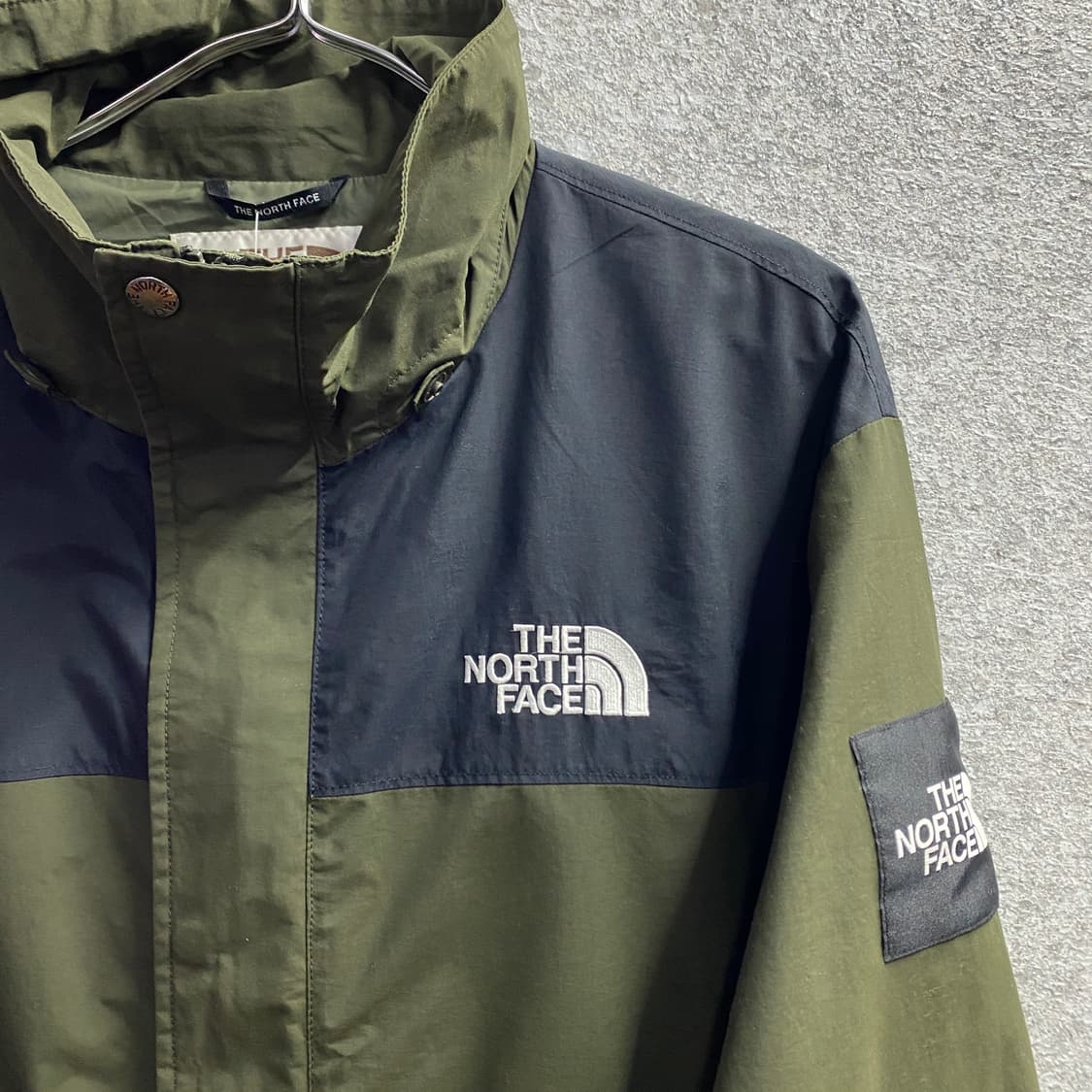 노스페이스 화이트라벨 카슨 마운틴  바람막이 올리브 B3521  상품이미지3