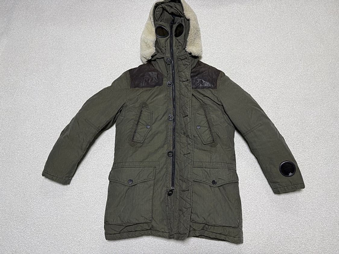 C.P 컴퍼니 카키 양털 후드 야상 패딩 자켓 남성용 105사이즈 상품이미지2