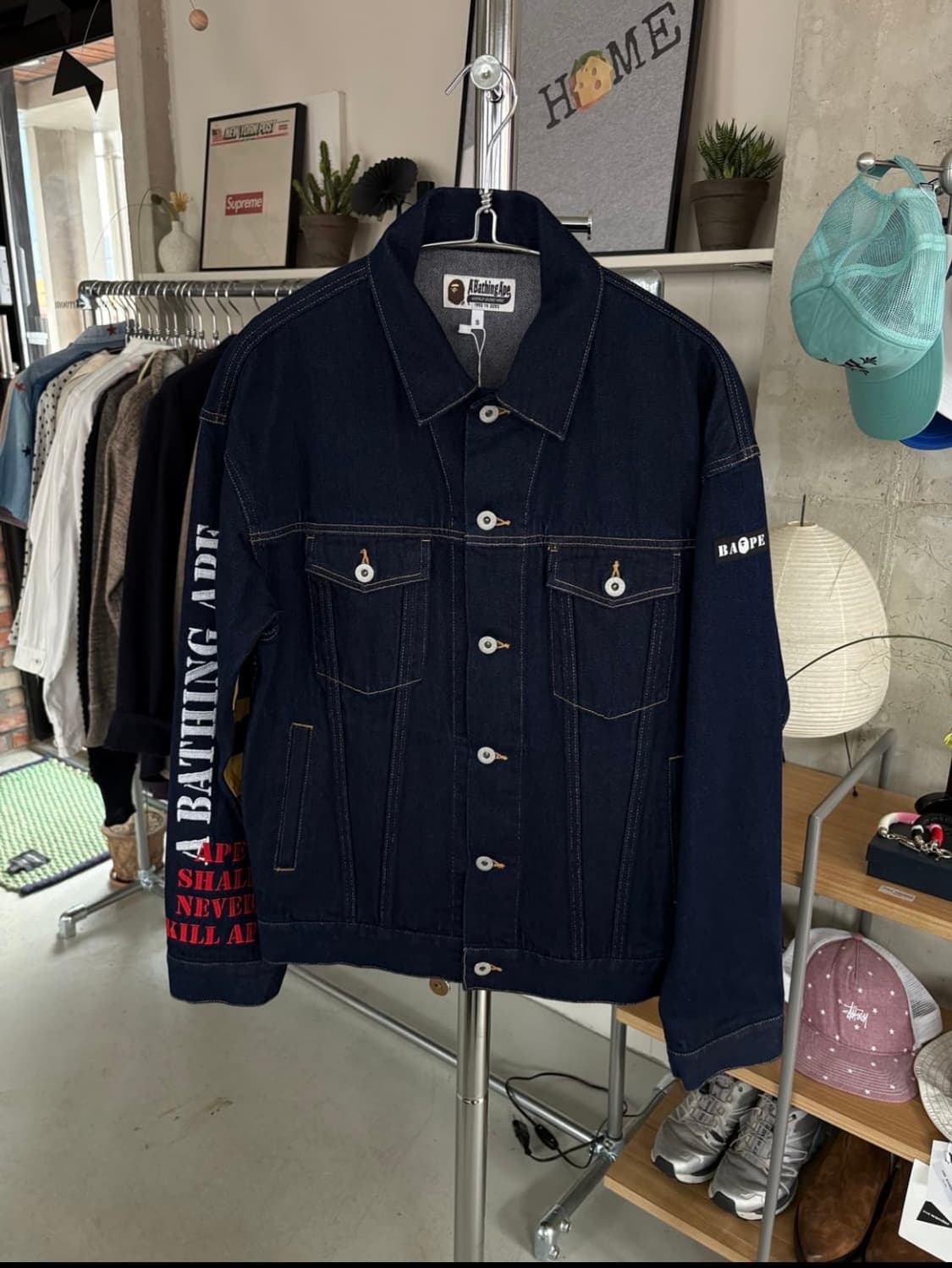 베이프 트리커 자켓 상품이미지2