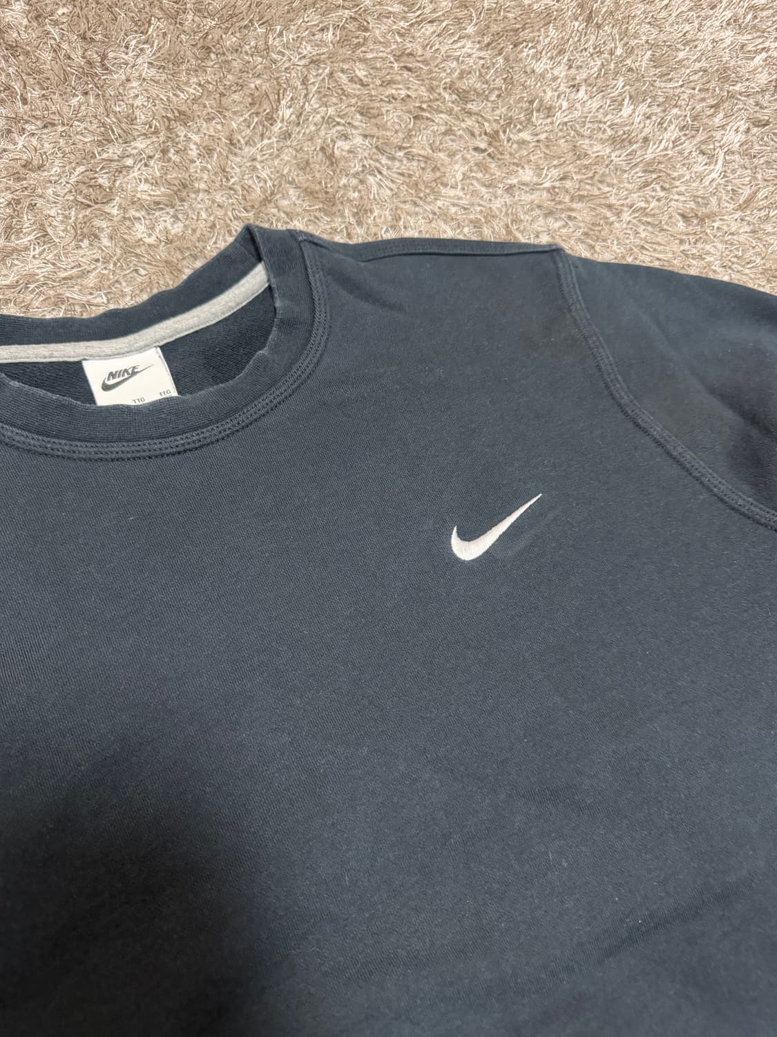 [XXL] 나이키 스우시 블랙 맨투맨 상품이미지1