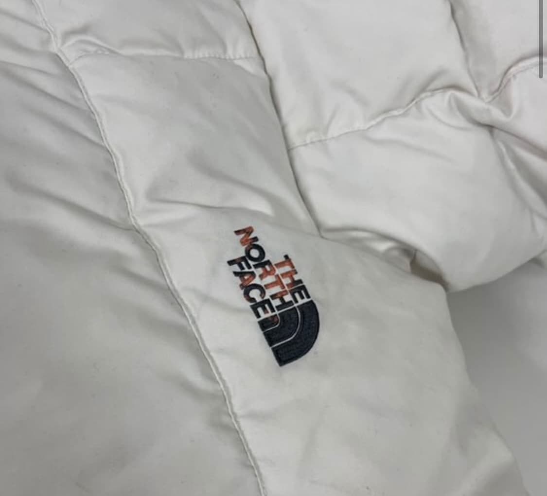 노스페이스 화이트 패딩 상품이미지2