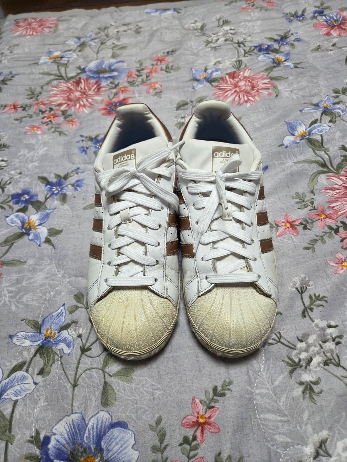 아디다스 슈퍼스타 올가죽 스니키즈 265mm 상품이미지1