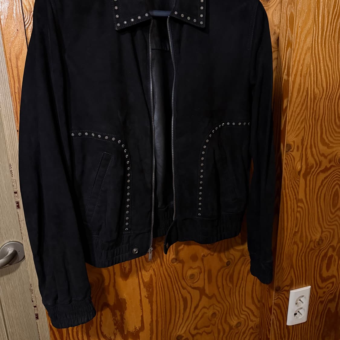 생로랑 플로랄 스터드 스웨이드 자켓 52 사이즈 상품이미지10