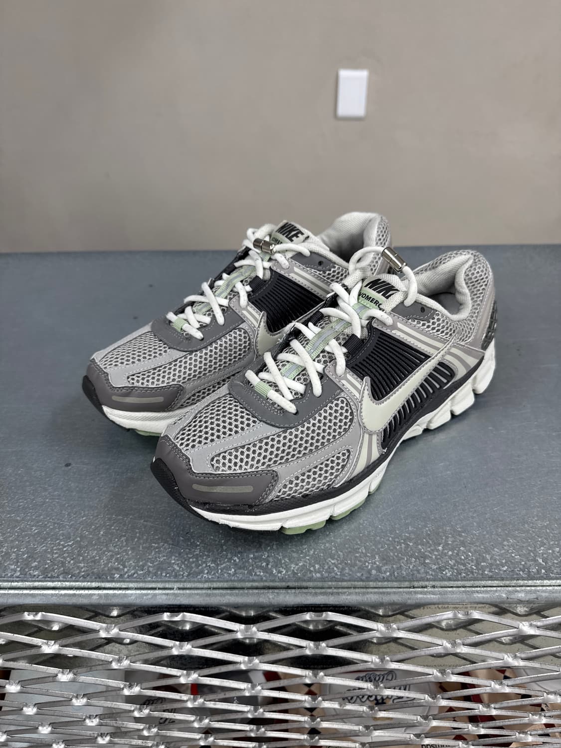 나이키 줌 보메로 5 코블스톤(w) 260 상품이미지2