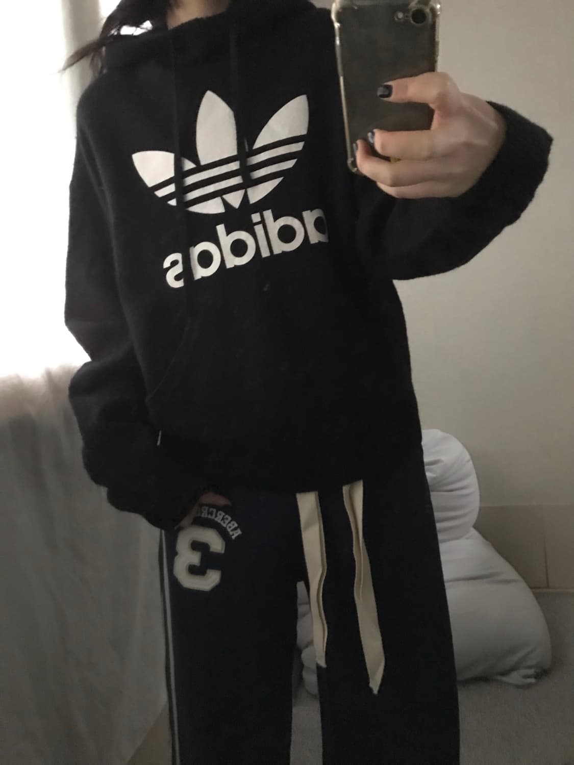 아디다스 블랙 니트 후드티 상품이미지5