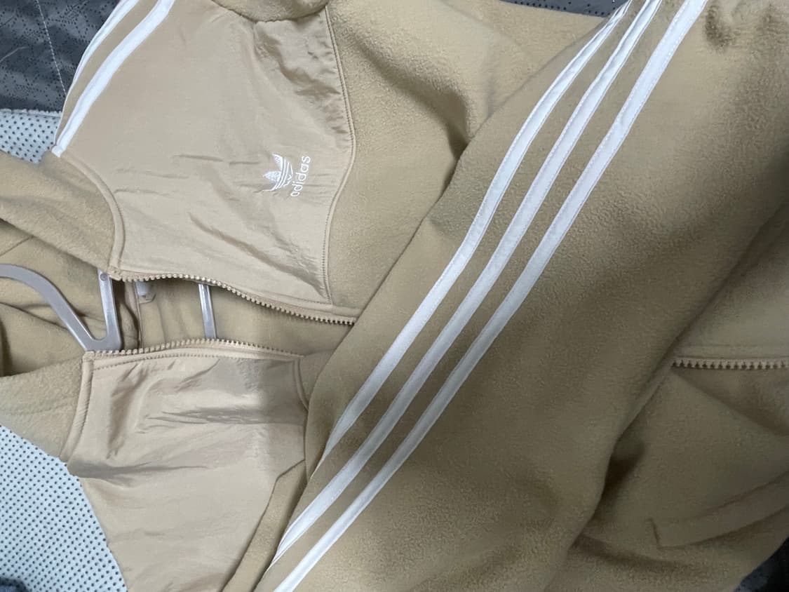 아디다스 후리스 후드집업 상품이미지1