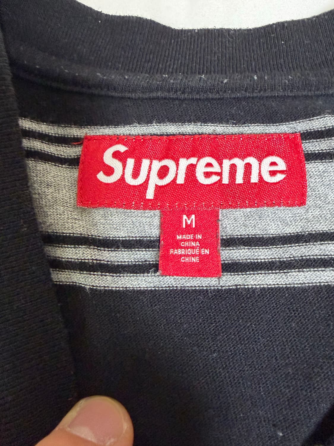 슈프림 스트라이프 포켓 롱슬리브 탑 블랙 상품이미지3