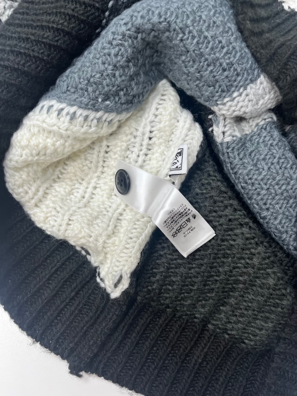 오베이 올리버 패치워크 스웨터 상품이미지6