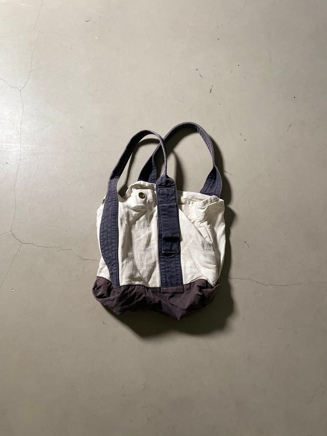 어 리인카네이션 키 Tote Bag 상품이미지1