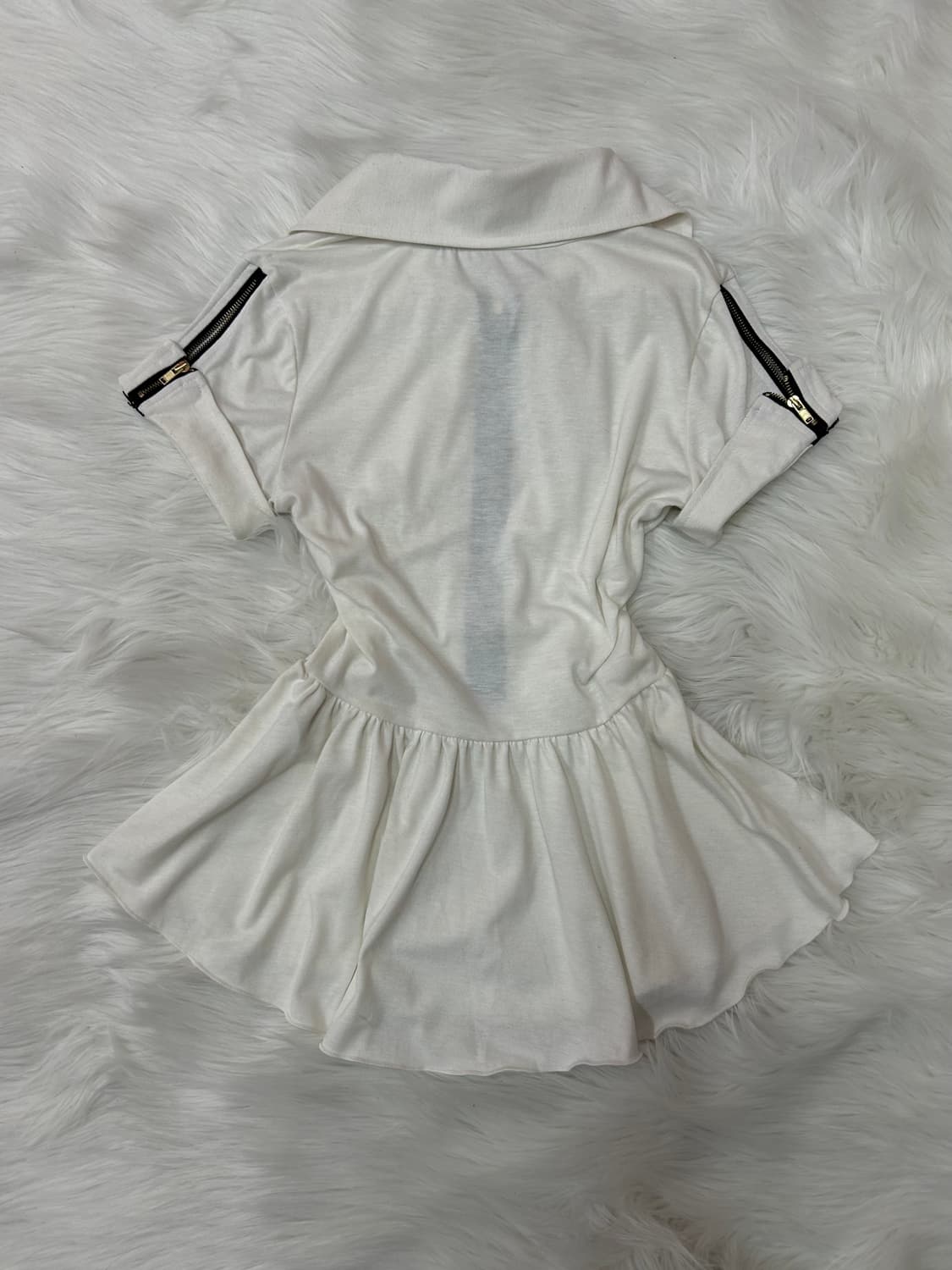 d.i.a zipper detail T-shirt 다이아 집업 반팔 상품이미지2