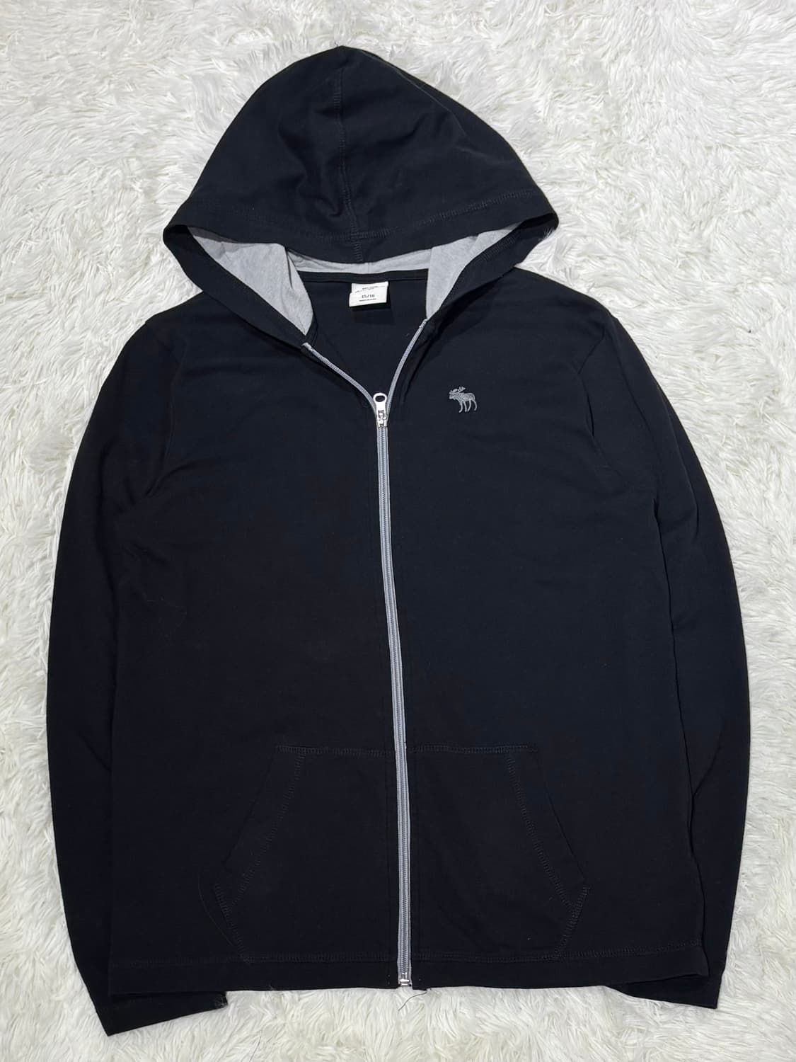 아베크롬비 자수로고 블랙 후드 슬리브 상품이미지3