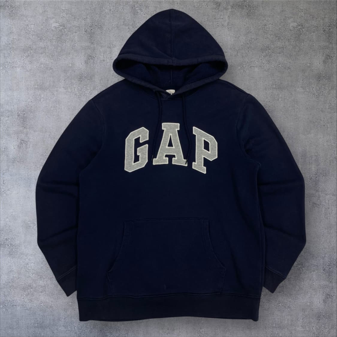 GAP 네이비 컬러 스펠아웃 빅로고 후드티 상품이미지1