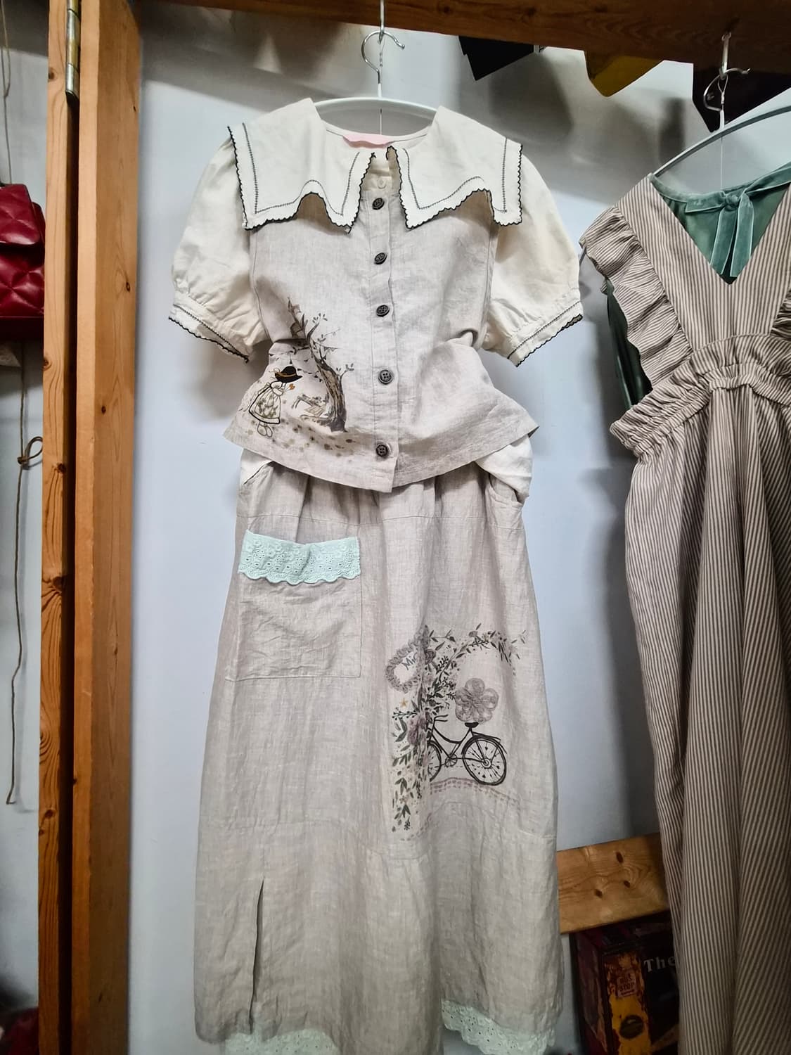 michelle 미셸 린넨 셋업. 린넨 쎄일러 퍼프블라우스 상품이미지2