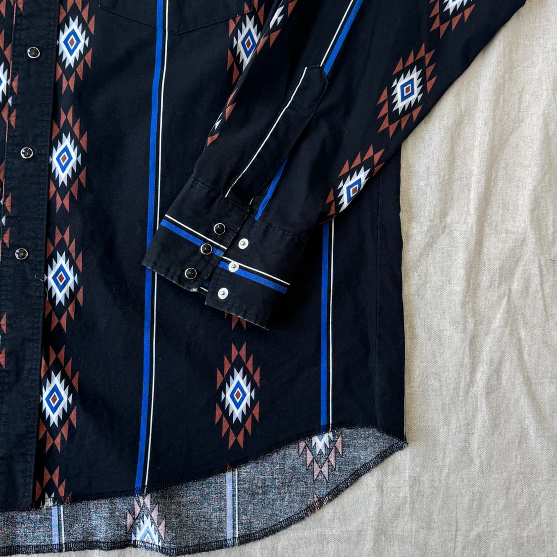 랭글러 90s 에스닉 치마요 블랙 웨스턴 셔츠 105~ 상품이미지3