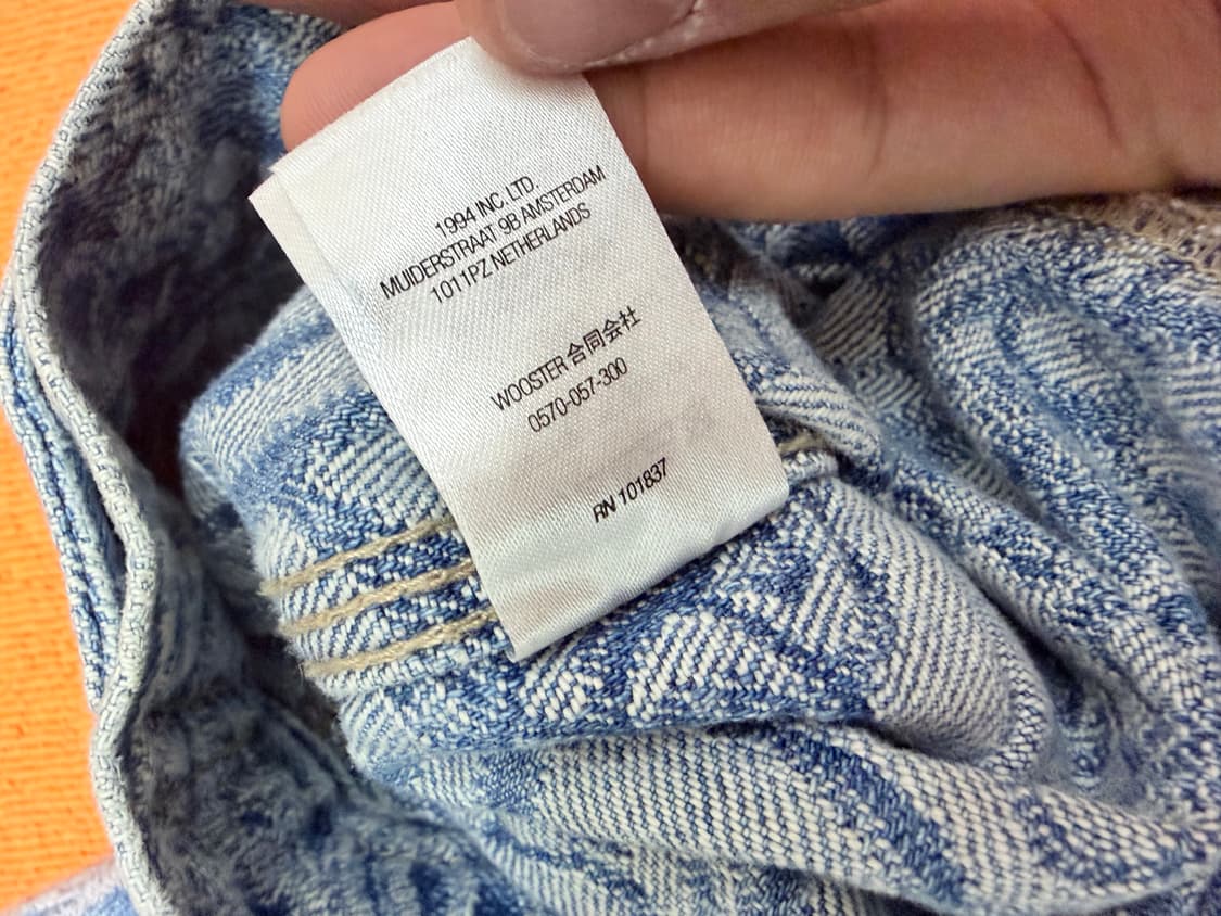 슈프림 스크립트 자카드 데님 트러커 자켓 워시드 블루 - 22FW 상품이미지5