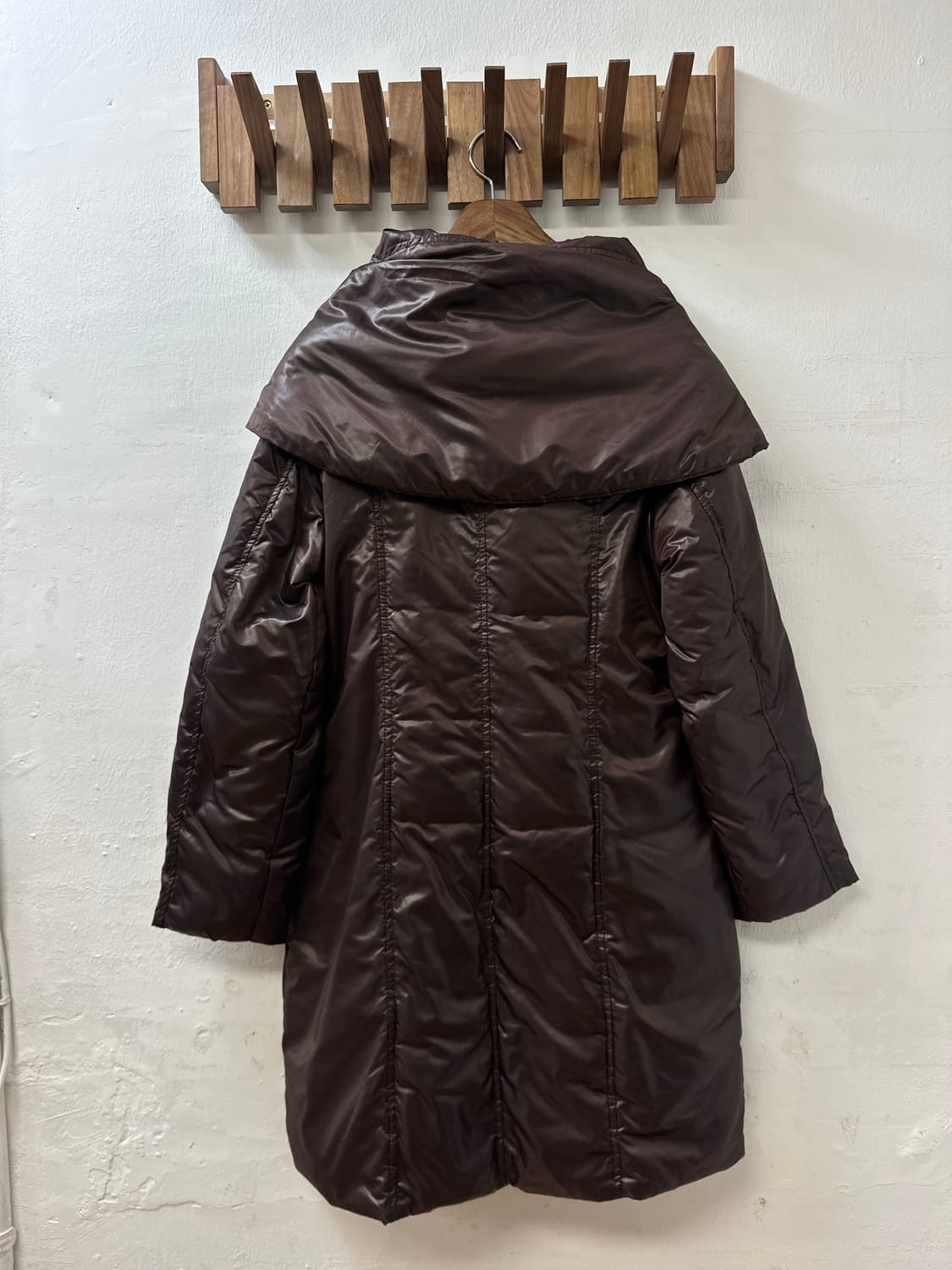 드라이완료 Ugg Australia 어그 와이드 구스 카라 더블버튼 패딩 상품이미지5