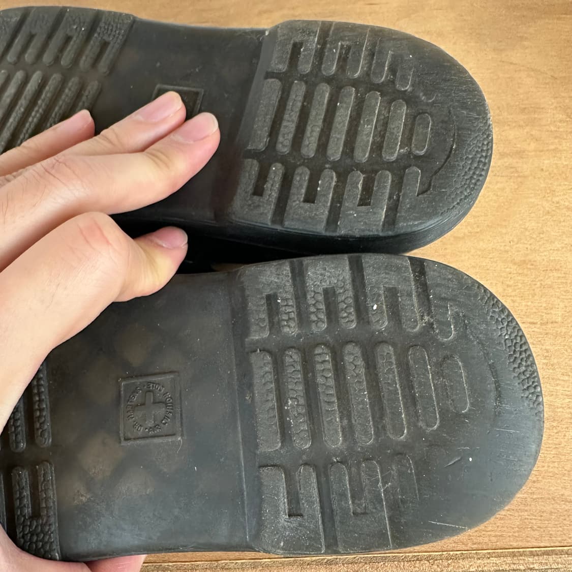 닥터마틴 패트리샤 블랙 상품이미지8