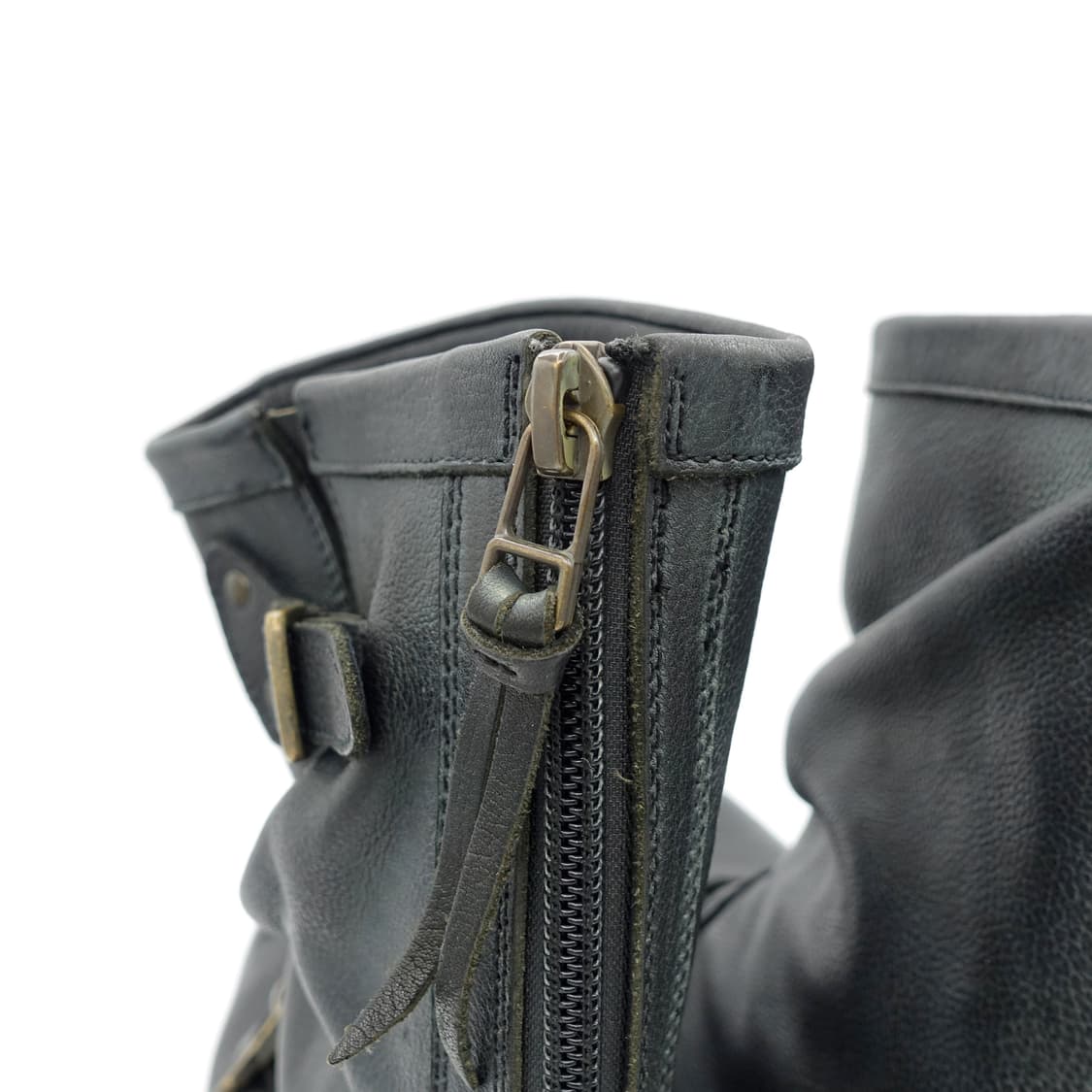 KATHARINEHAMNETT 캐서린햄넷 블랙 러버딥 고딕 레더 부츠  상품이미지5