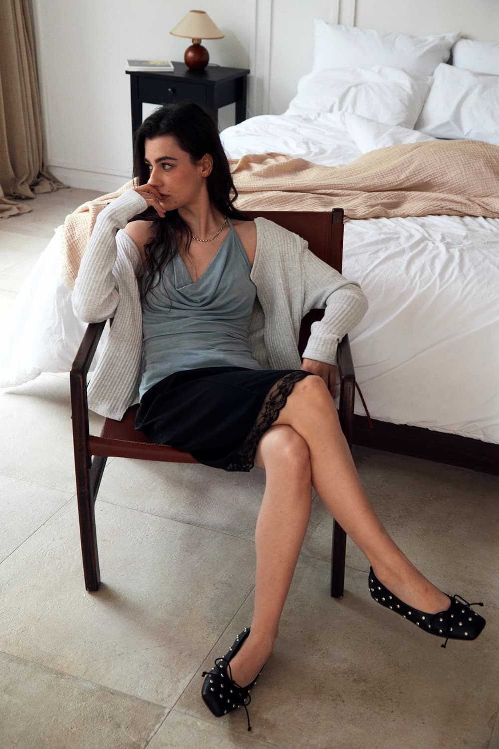 미즈유 mizyu Lina Soft Lace Midi Skirt 블랙 상품이미지1