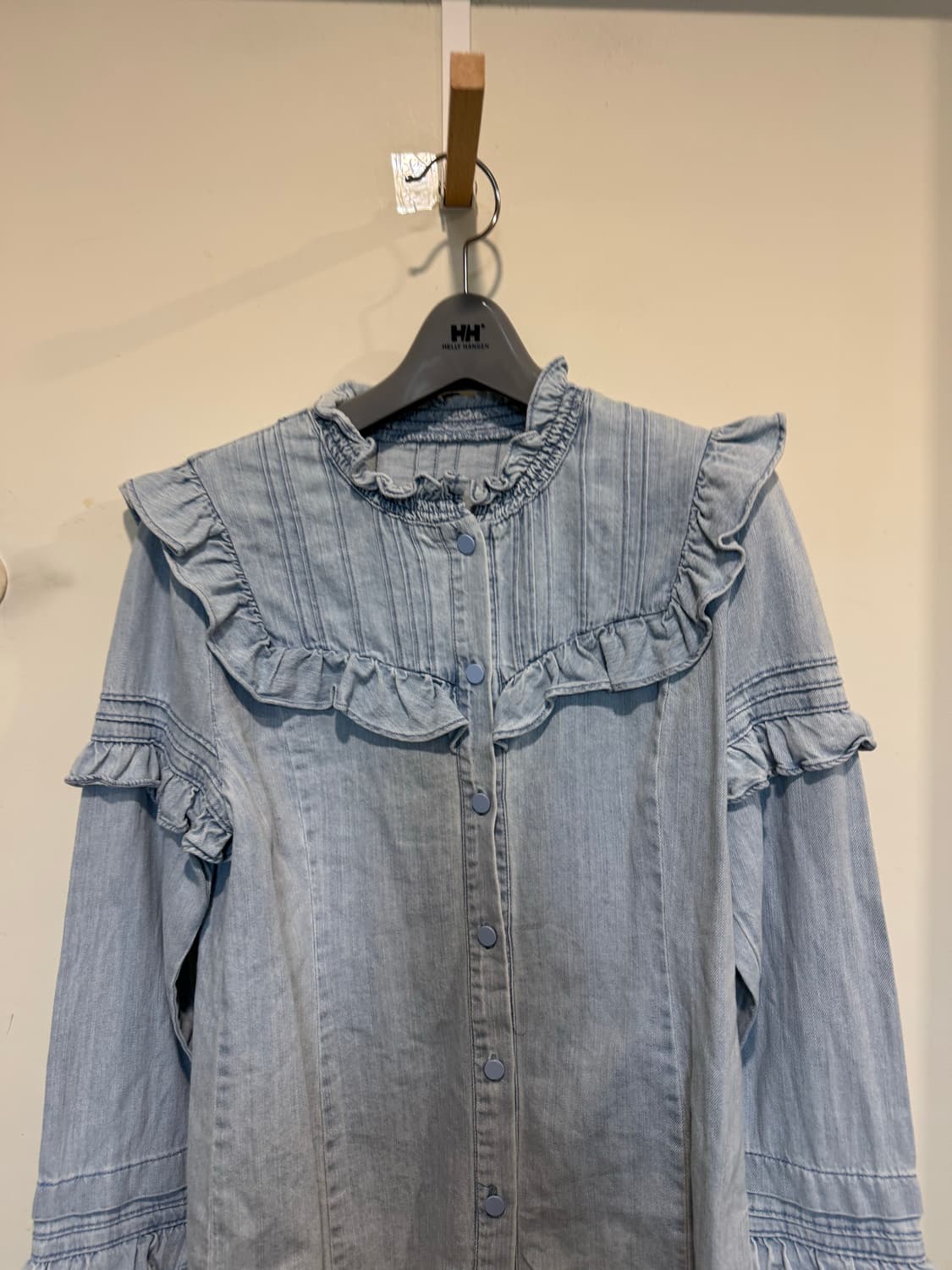 Egoist 에고이스트 데님 셔링 블라우스 상품이미지5