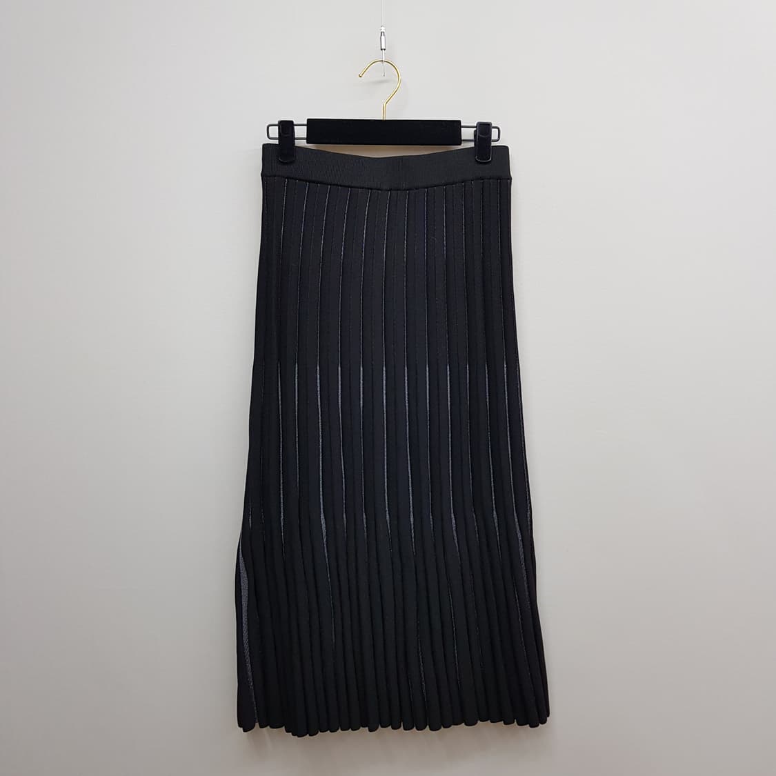 한섬 랑방 2022 플리츠 니트 롱 밴딩 스커트 M사이즈 상품이미지5