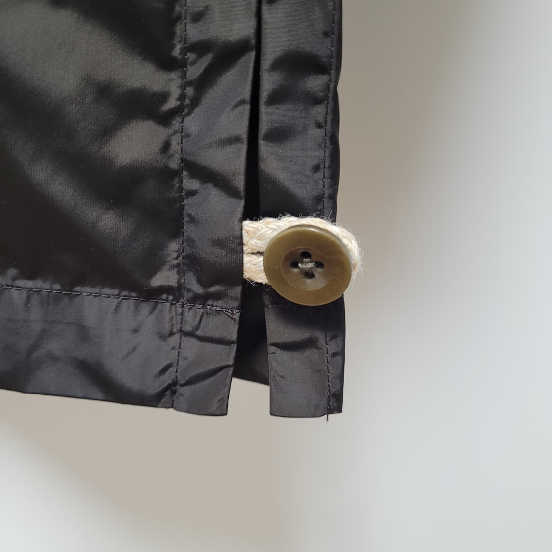 컬러 비콘 떡볶이 나일론 코트 상품이미지3