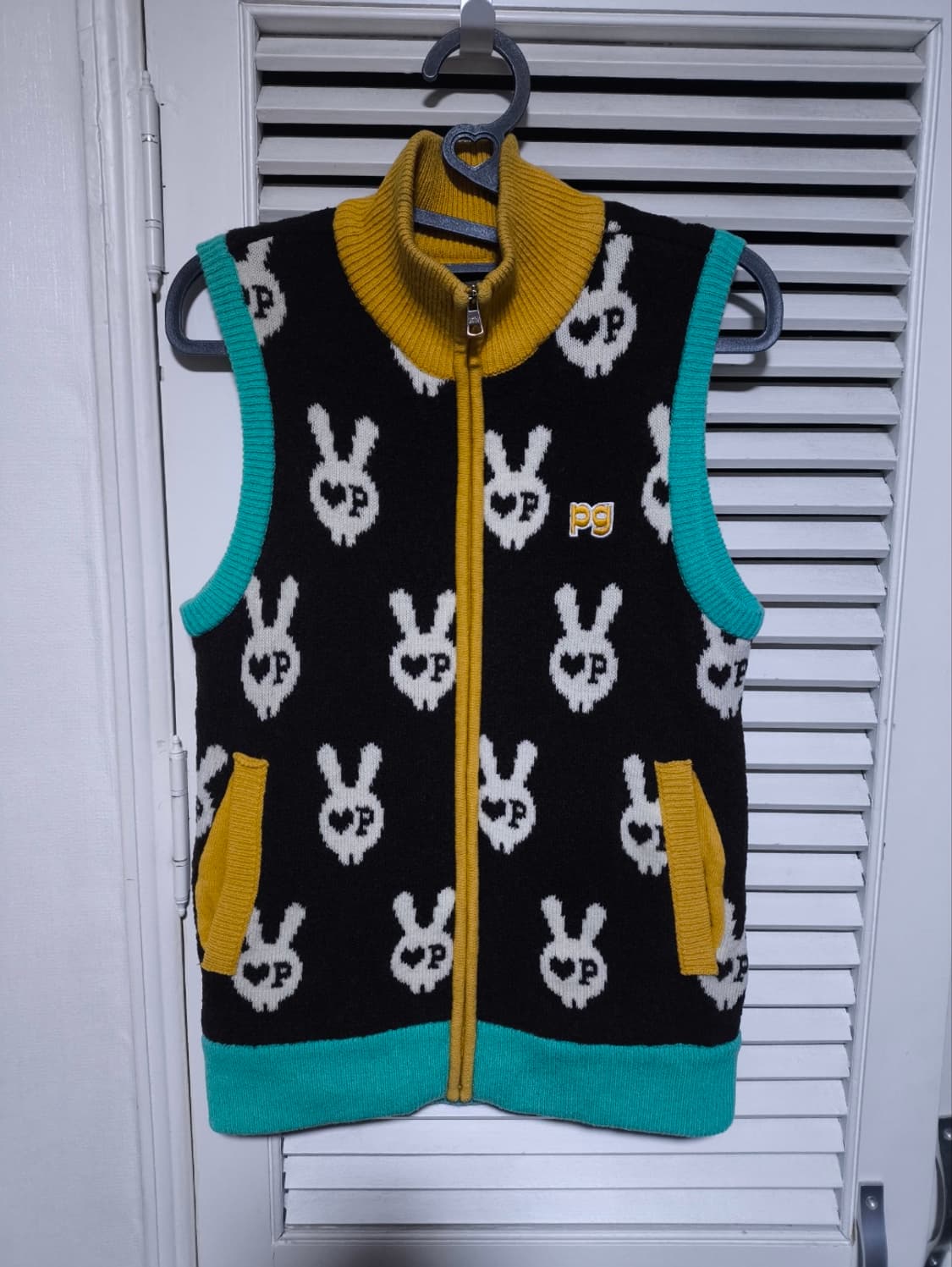 파리게이츠 니트 조끼 집업 상품이미지1