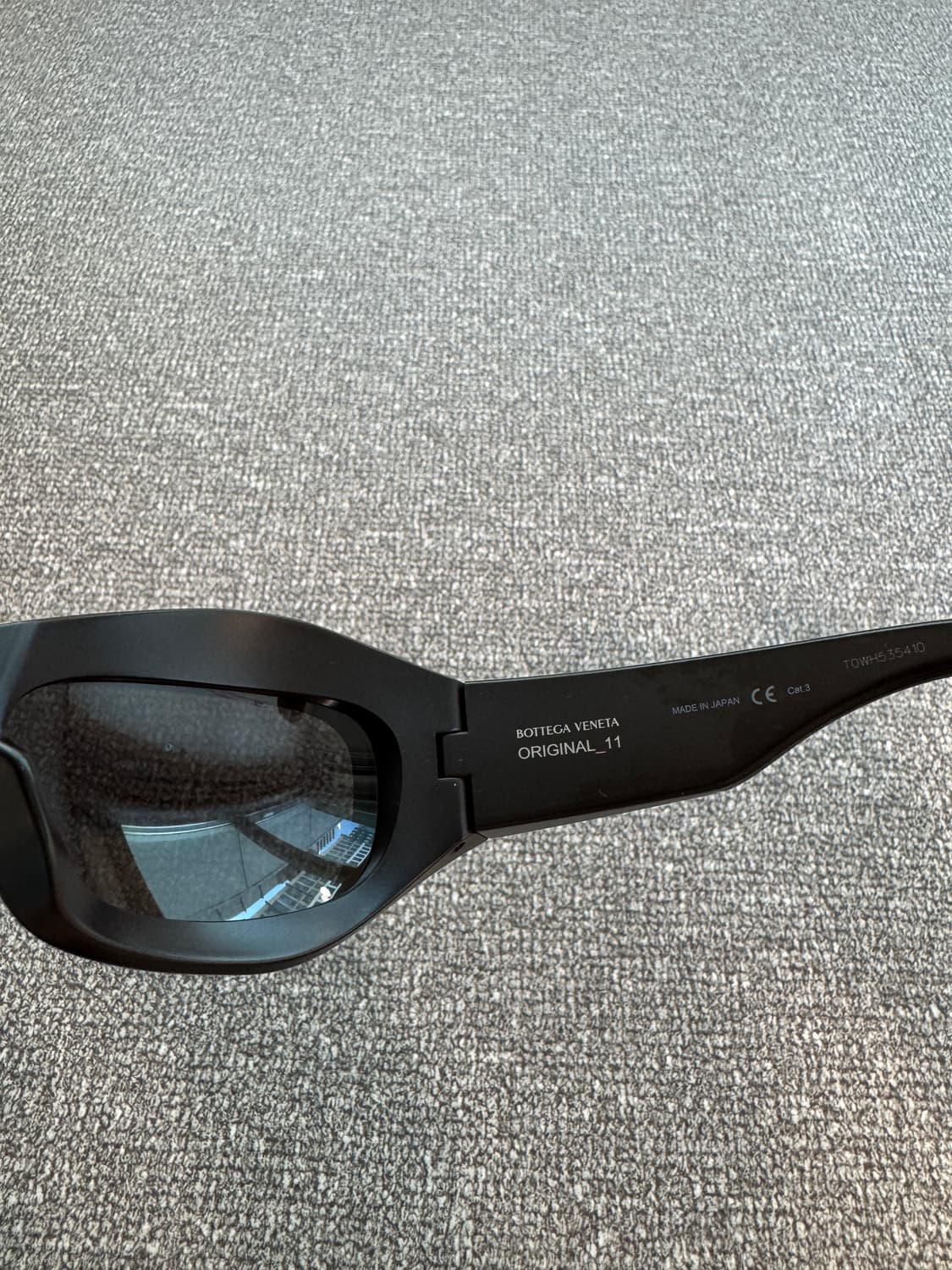 보테가베네타 랩 어라운드 선글라스 상품이미지6