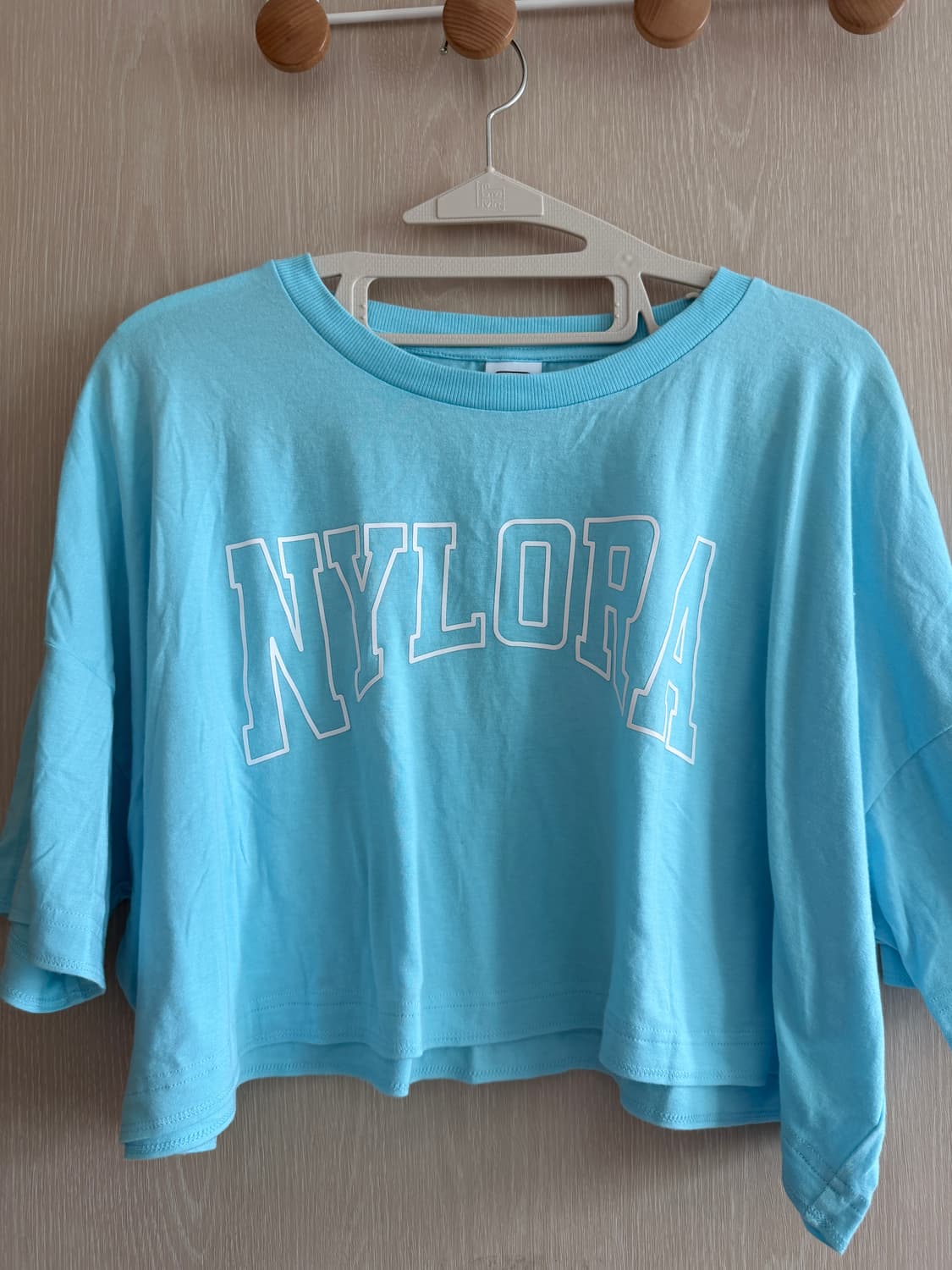 나일로라 크롭티 상품이미지1