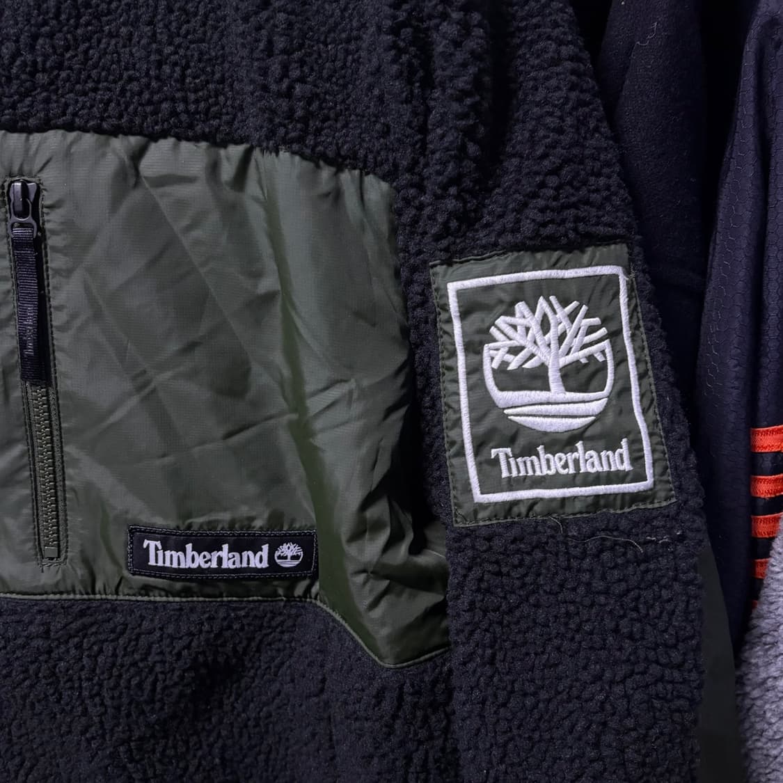 팀버랜드 검정카키 후리스 xl 상품이미지3