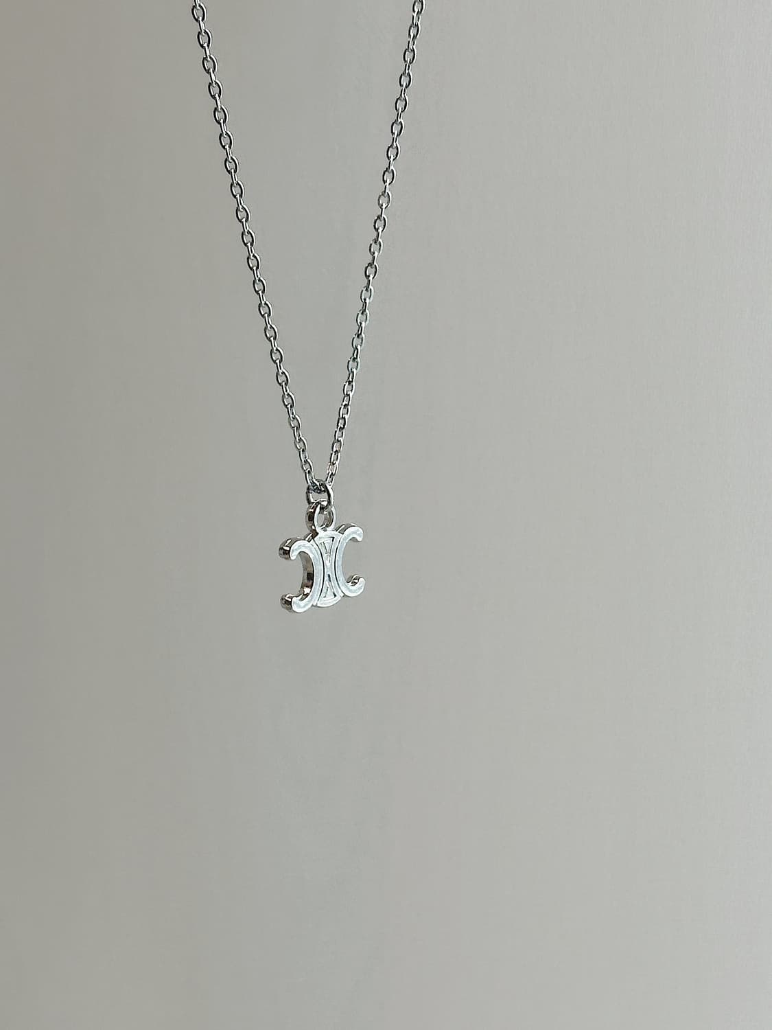 셀린느 트리옹프 남성 목걸이 실버 상품이미지4