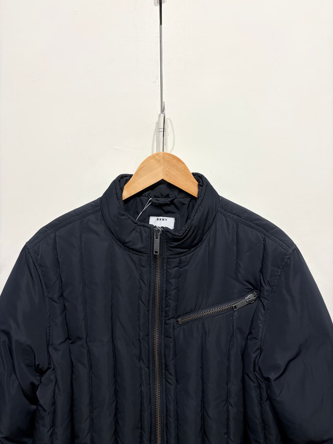 DKNY 포켓 다운 패딩 자켓 상품이미지2