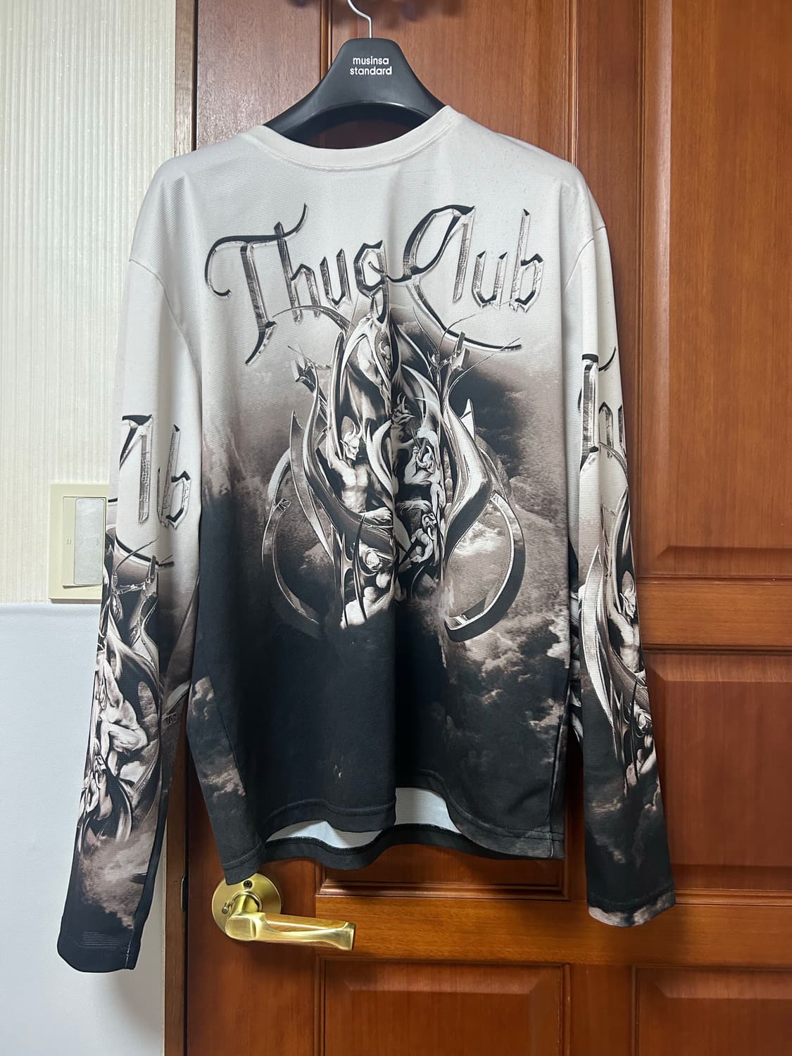 떠그클럽 악마 롱슬리브 상품이미지1