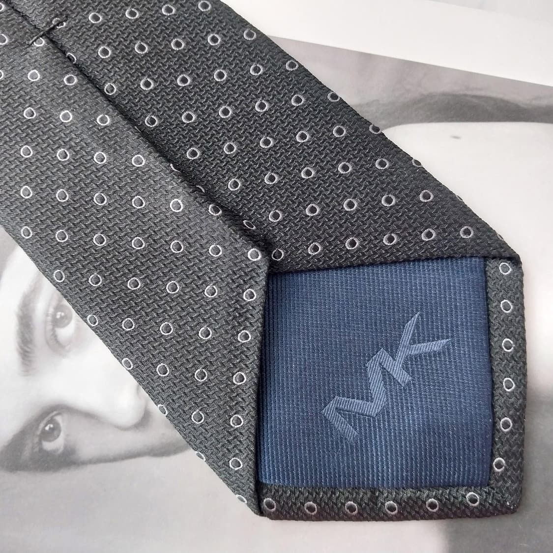 마이클코어스 실크 블랙 패턴 넥타이 8.2cm A+등급 K2130 상품이미지6