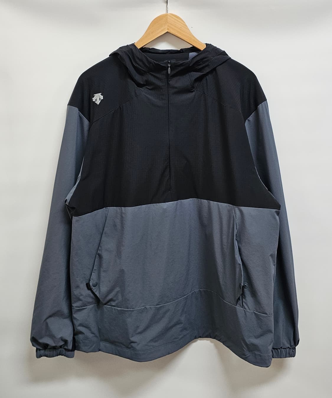 데상트 아노락 바람막이 2XL 상품이미지1