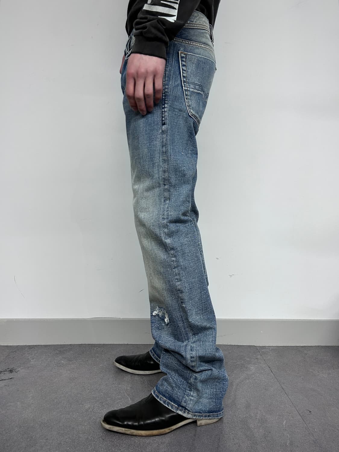 디젤 자티니 버튼 플라이 데님 팬츠 상품이미지3