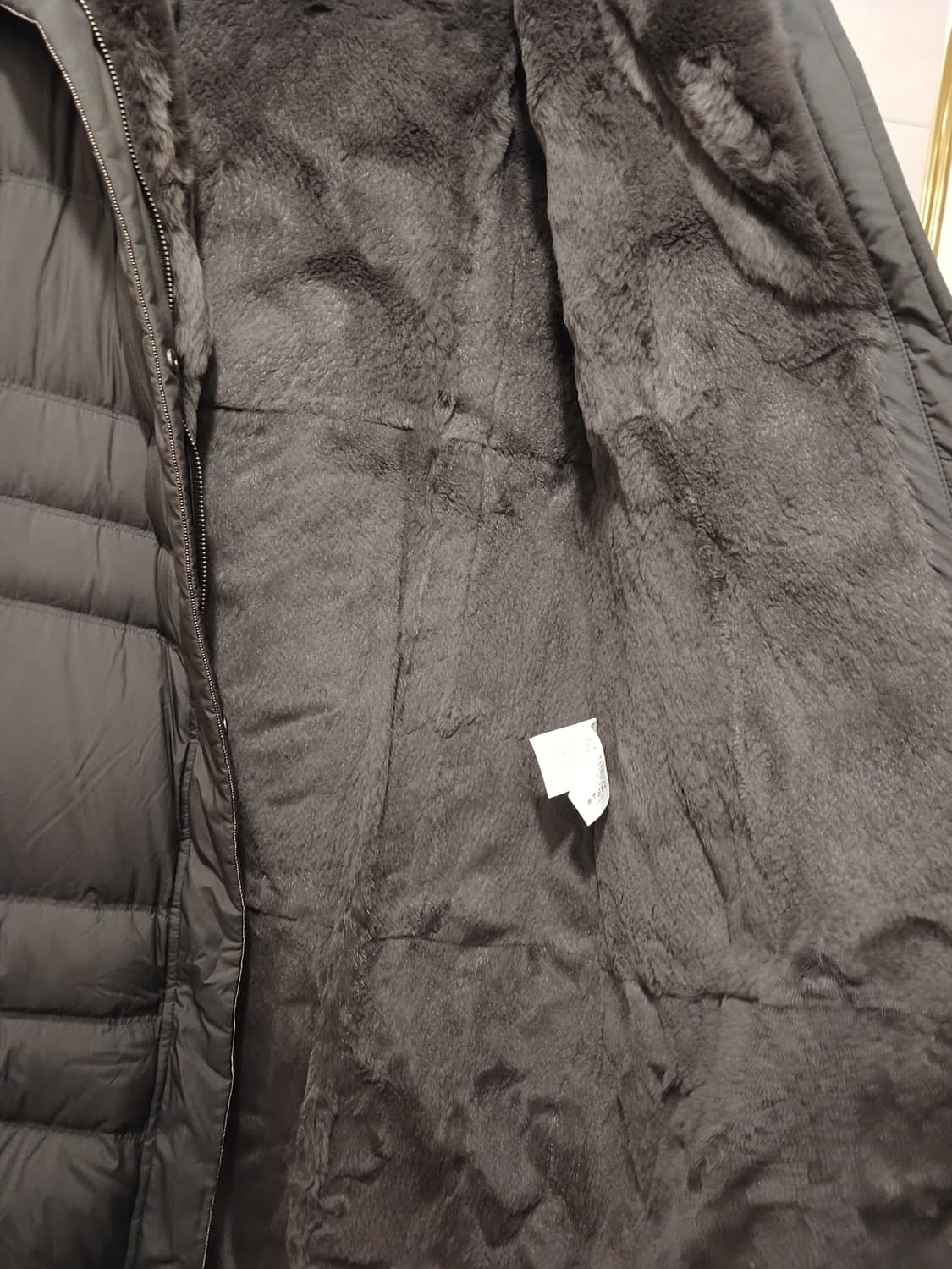 아이잗바바 정품 여성 폭스퍼 패딩 88-90-160 상품이미지4