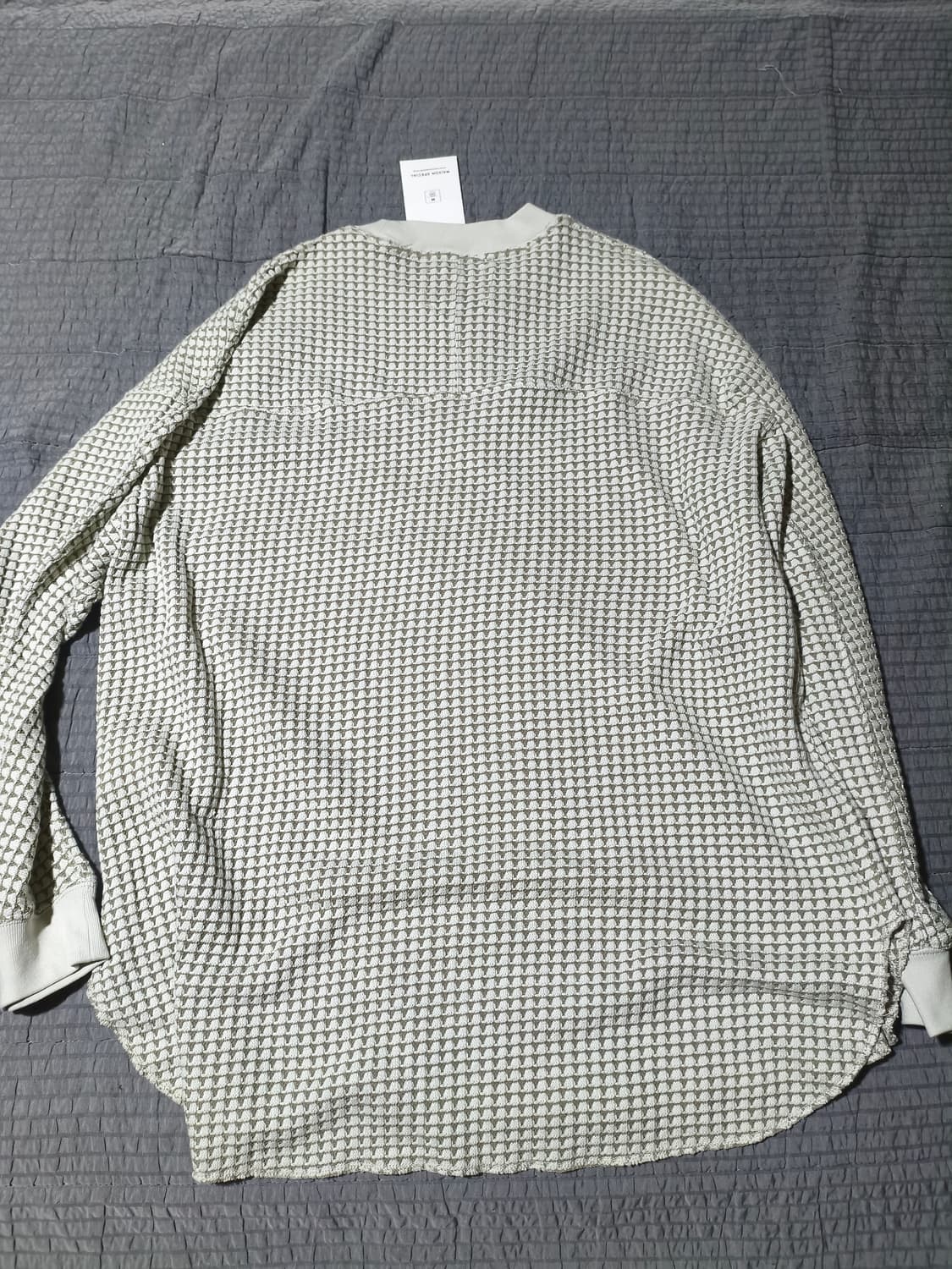 메종 스페셜  와플니트 크루넥 롱 슬리브 2(105~115) 새상품 상품이미지3