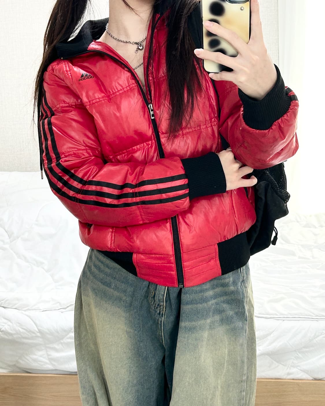아디다스 레드 삼선 덕다운 패딩 상품이미지1