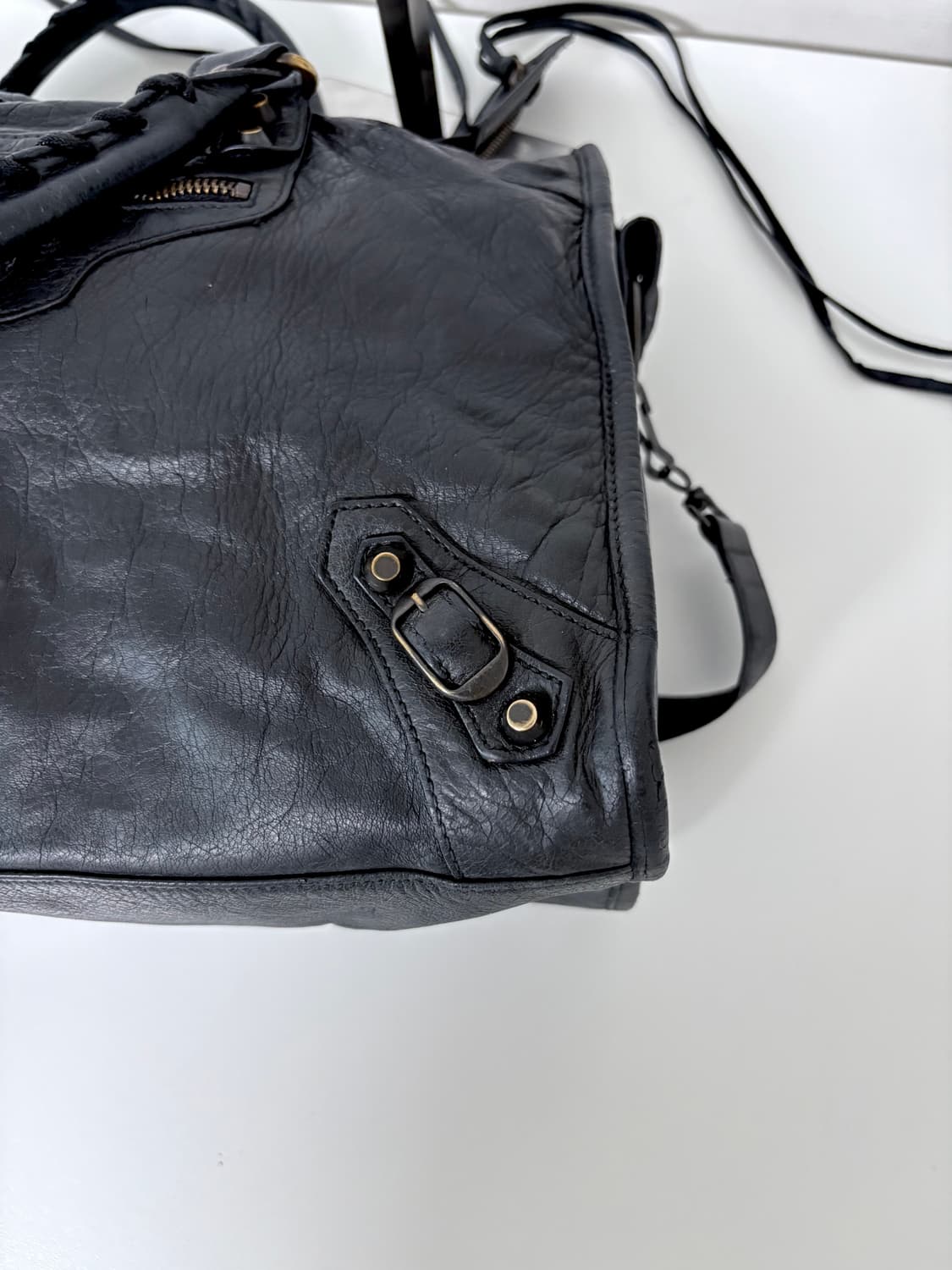 발렌시아가 시티 모터백 블랙 상품이미지7