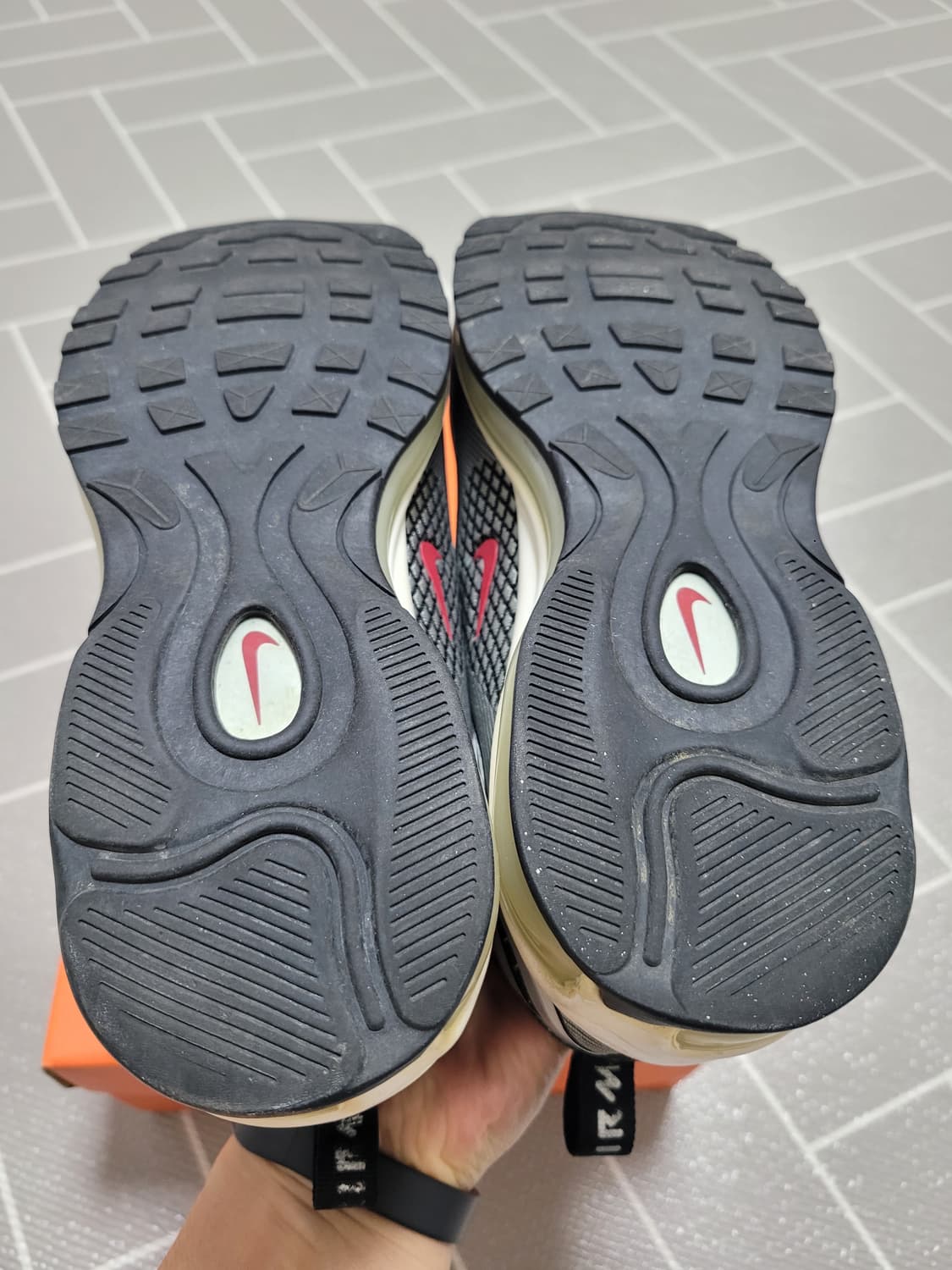 나이키 에어맥스 97 울트라17 실버불렛 245 상품이미지7