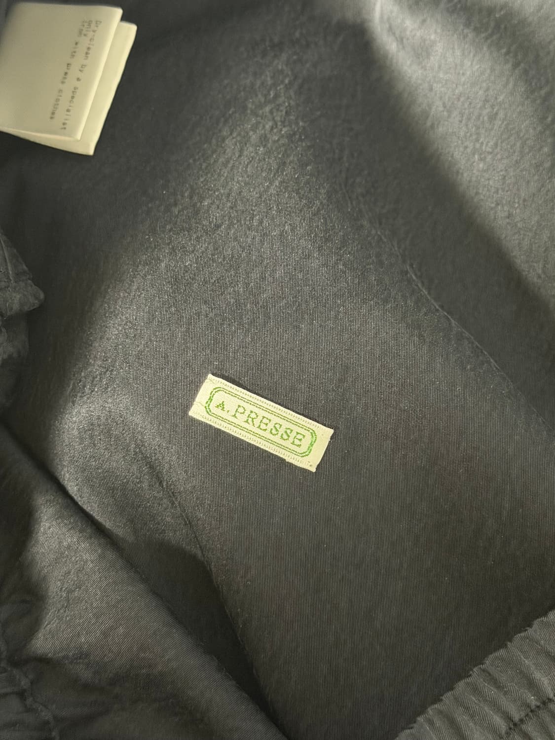 a.presse 아프레쎄 25ss 실크 워셔 팬츠 [3] 상품이미지4