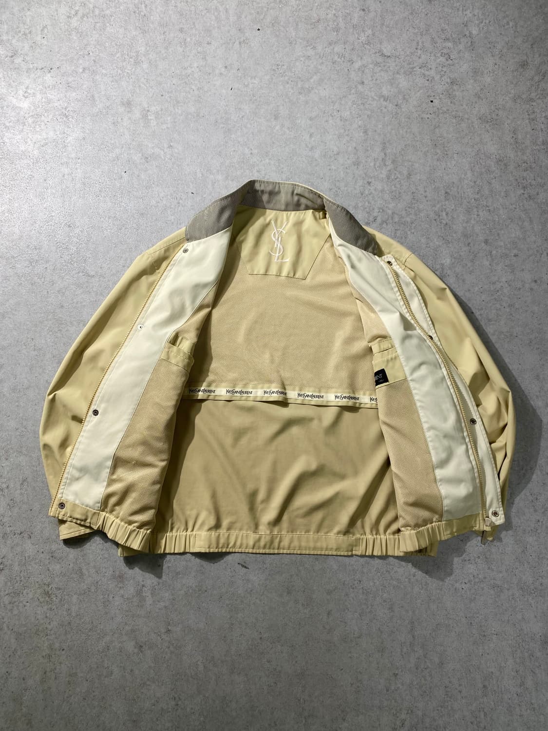 [95] 90s Yves Saint Laurent 입생로랑 폴리쉘 자켓 상품이미지4